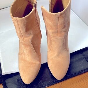 Tan Faux Suede Booties, maybe sz 61/2 to 7, 4 in acrylic heel, some flaws.
